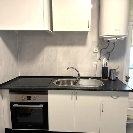 Casa Do 28 *